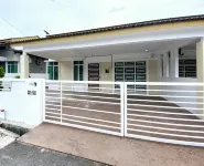 Cozy & Homey One Storey 4BR 10Pax @ BM ALMA Jusco -  Ferienhäuser