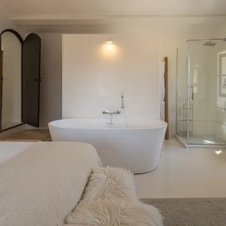 Provencal Mas – Gordes, Pools & Amazing View