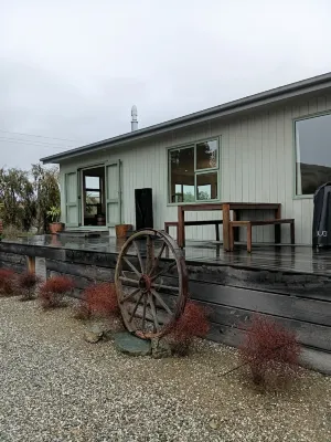 Paradise on Pearson - Homestays