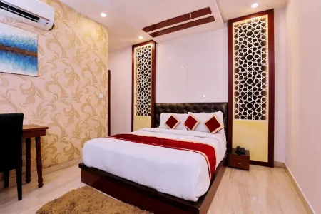 Hotel Ishaan Residency MGM CLUB Отели рядом с достопримечательностью «Фатехпур-Масджид»