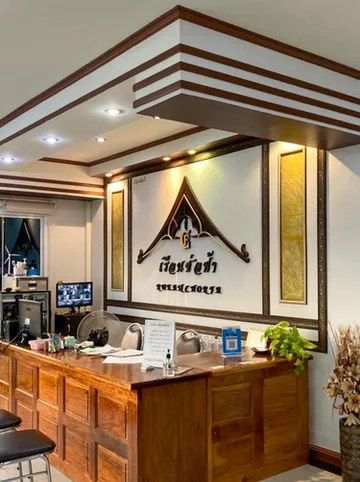 รูปภาพของเรือนช่อฟ้า