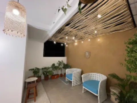 Modern Javanese 4BR Home Near Keraton Yogya