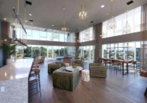 Pacific Paradise 10 Min from Disneyland W/Pool&GYM