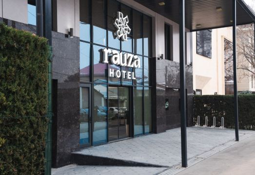 라우자 호텔 전경