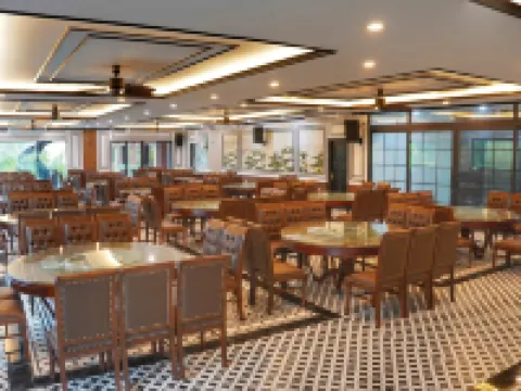 The Luna Tam Coc Hostel - Bar & Pool Hotels in Hoa Lu District