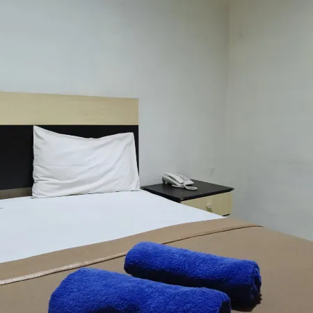 OYO 93953 Kost Tamara Near Kantor Desa Sengka Hotels in Gowa