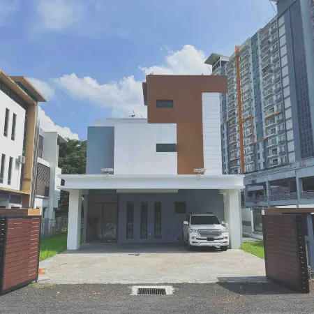 TEMPLER PARK LUXURIOUS VILLA