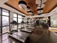 Executive Studio w/ Sunset View – Makati CBD