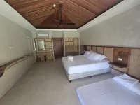 Climaco Beach | Villa in Mactan