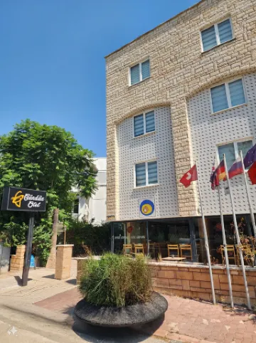 Antalya Konyaaltı Gündüz Otel Отели рядом с достопримечательностью «Актур Парк»