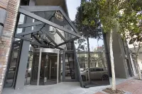 Neighbourgood Loop Street Отели рядом с достопримечательностью «Лонг-стрит»