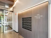 Modern 1BR Apartment with Smart TV and Views 霍索恩區酒店