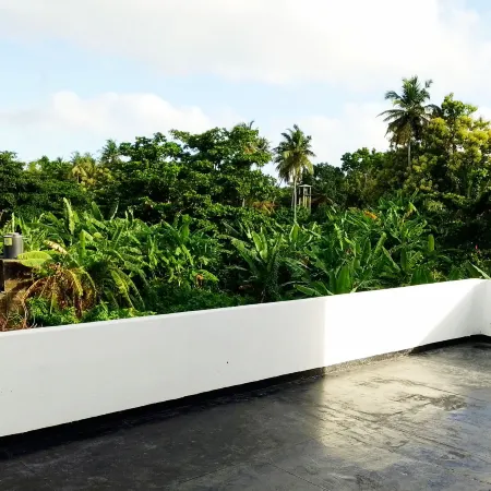 Tropical Suites - Airport Transit Residence