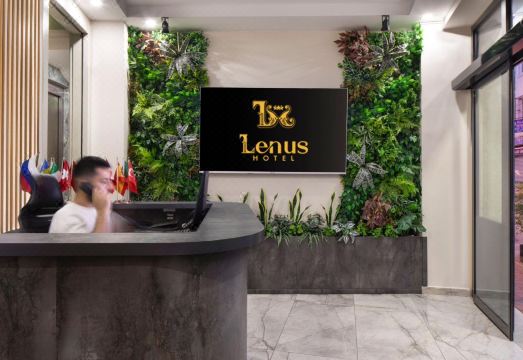 레누스 하기아 소피아 호텔