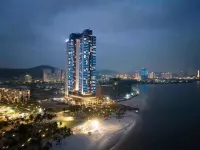 À La Carte Ha Long Bay Hotel