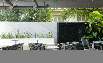 IMPRESS Hotel HUAI Khwang