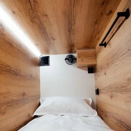 Хостел 1377 Отели рядом с достопримечательностью «Мечеть Абу Наср аль-Фараби»