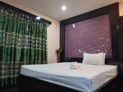 Domukha pali ghar Hotels in 