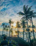 AWON HOTEL MIRISSA - parkir