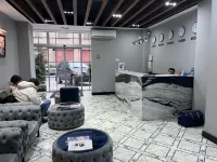 Baku ZamZam Halal Hotel Hotel in zona Piazza della Bandiera Statale