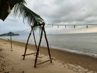 Pornaree Hotel - Beach
