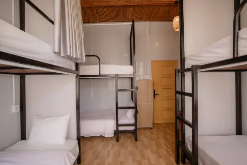 Sim Bunk House - Hostels