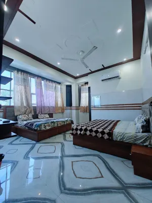 Hotel Gayatri Dham Near Prem Mandir & Iscon - 3 Sao