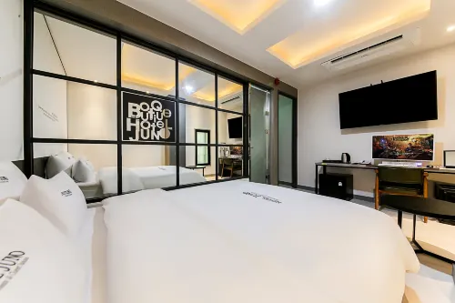 Yongin Hotel Juno - parking