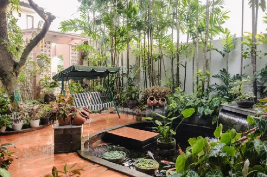 Calma Coliving at Bintaro, Tangerang Selatan Hotels in Pondok Aren