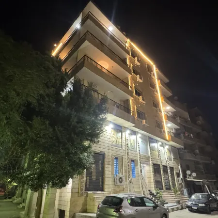 Pyramids Hotel