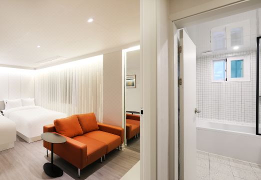 넘버25 호텔 김해시청점