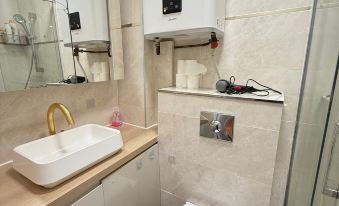 5 People Apt Centre Paris 3em in  Meslay Marais