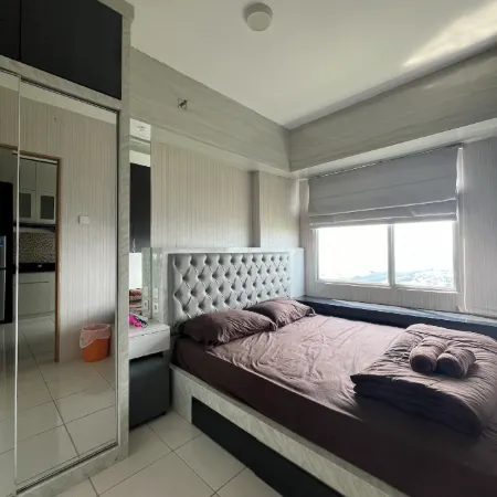 Sweet Home (2 Bedroom Apartment)