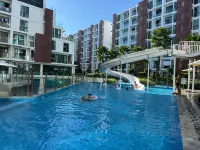 The One Two-Bedroom Two-Bedroom Family Suite by Central Festival