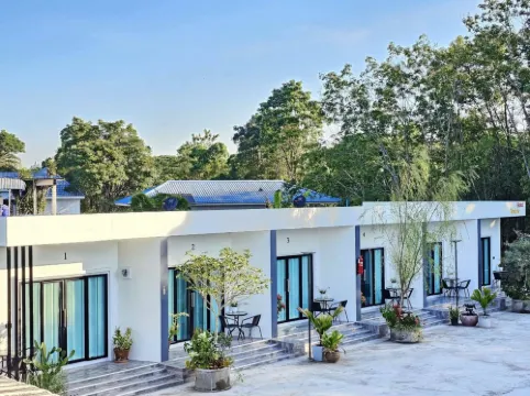 โรงแรมต้นหลิว โรงแรมในอำเภอ ศรีบุญเรือง