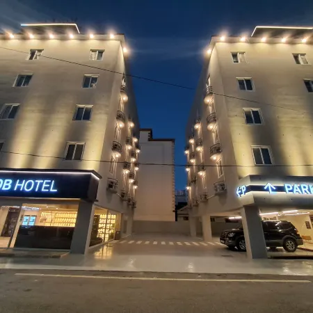 Grand Maison Baobab Hotel