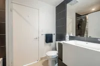 Toronto CityPlace Condo near Waterfront & CN Tower