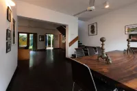 Flower Road Villa by Mannankulam