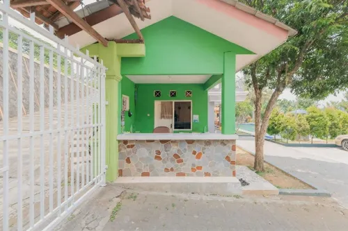 Overstay Villa Batu Megamendung Puncak RedPartner