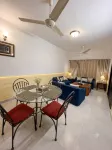 Eleve Homes | 2BR DD in Clifton Boat Basin Karachi - 4つ星