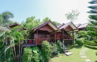 บ้านไม้กา-ตูน รีสอร์ต - 2 ดาว
