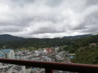 Emerald Avenue Brinchang Town by Amy Cozy - New