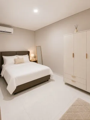 HK Calma Guest House - Parking