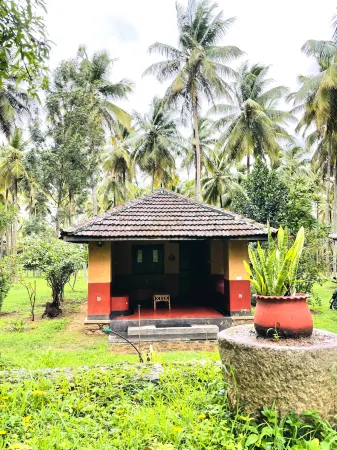 "Down to Earth" Farmstay by LAKSEM