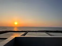 Somewhere Inn - Ocean View