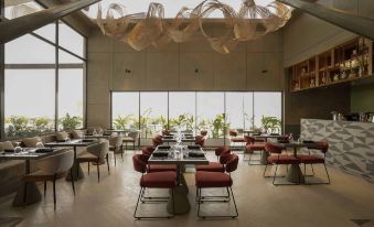 SeSaya Poshtel & Bistro