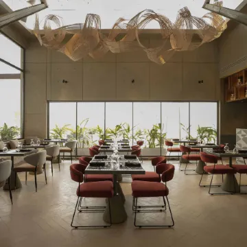 SeSaya Poshtel & Bistro - Colombo's Newest and Finest Poshtel Dorms and Rooms Отели рядом с достопримечательностью «Бандаранаайк Мемориал Интернешнел Конференс Холл»