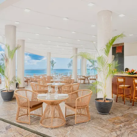 Gardens Hill Resort & Spa