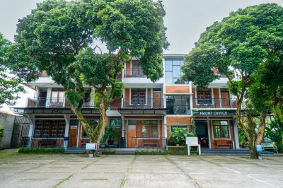 Puri Saras Syariah Hotell i Gudangkahuripan