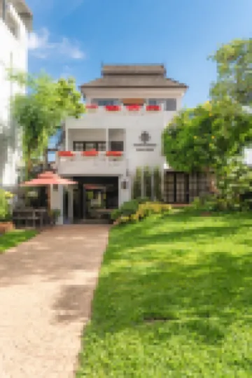 拉查曼卡花屋酒店